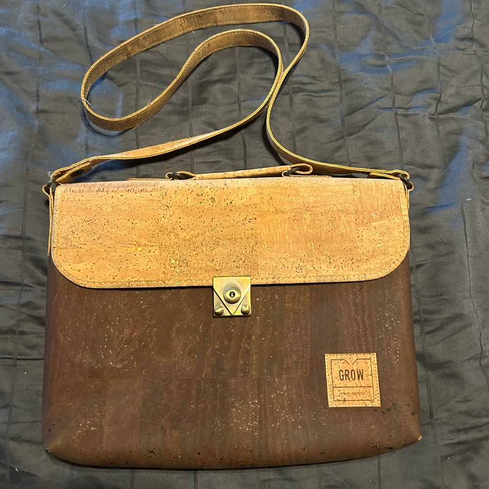 Grow From Nature Cork Laptop Bag - Sustainable